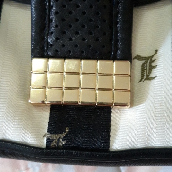 L.A.M.B. TRENCHTOWN CLUTCH - Picture 7 of 7